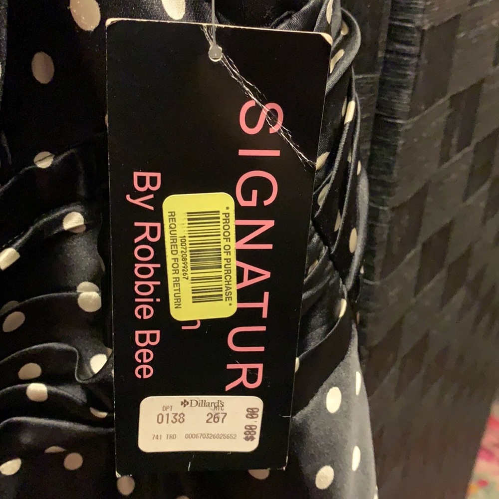 NWT- Robbie Bee Black and White polka dot dress with red piping detail size 20W - Picture 4 of 6